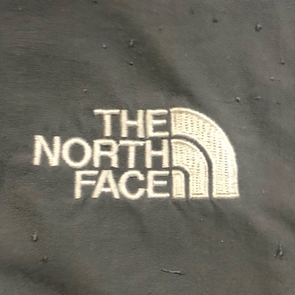 The North Face pink and gray Polartec fleece jacket, Youth/Junior Medium - Picture 4 of 7